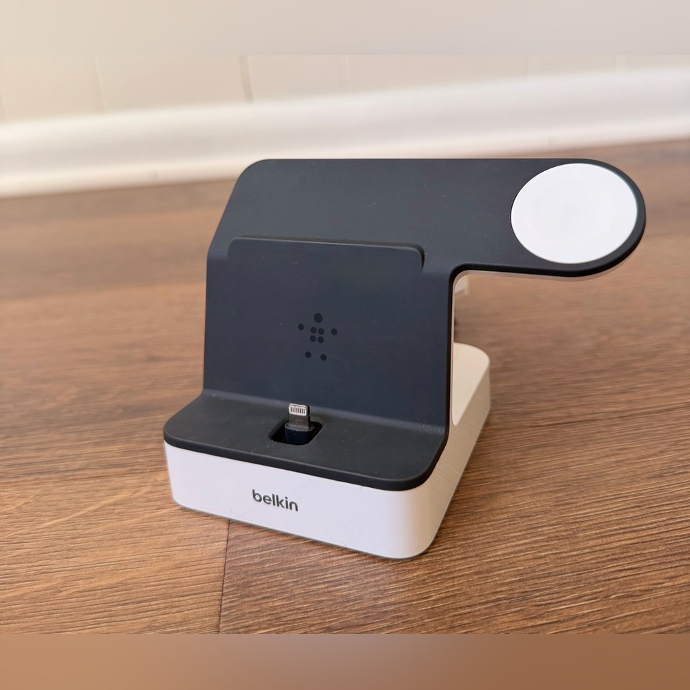 Belkin Wireless 2-in-1 Charging Dock Apple Compatible for iPhone + Apple Watch